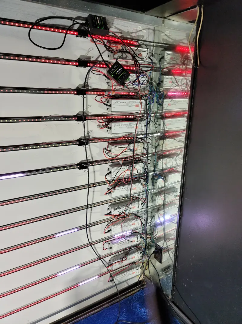 Glass VIP Wall, 7 of 15