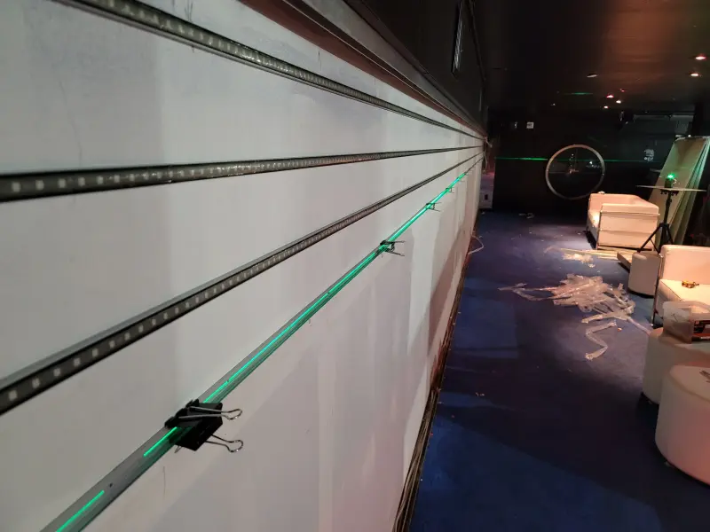Glass VIP Wall, 14 of 15