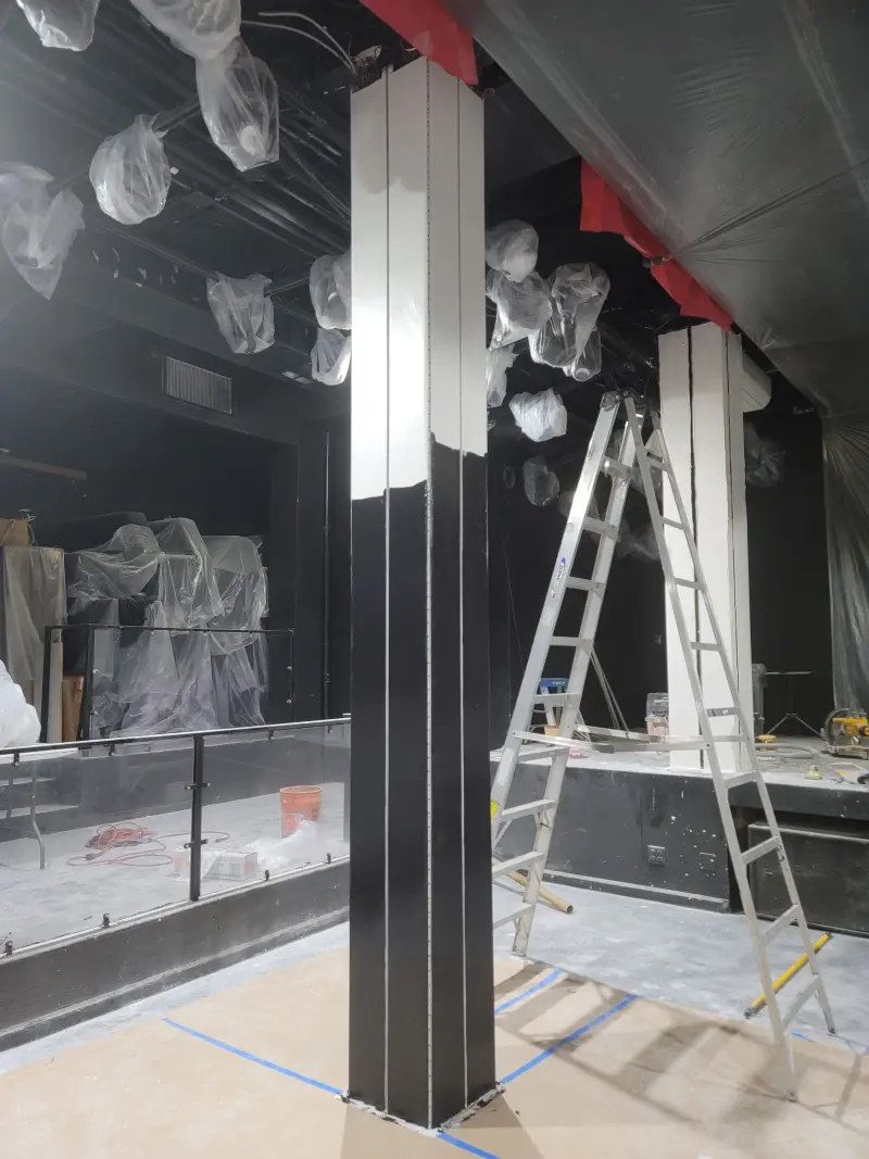 Immersive Dance Floor Pillars, 11 of 37