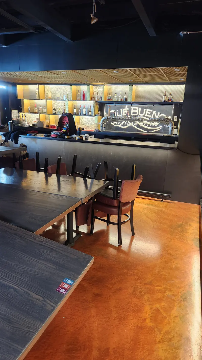 Mezzanine Bar, 3 of 10